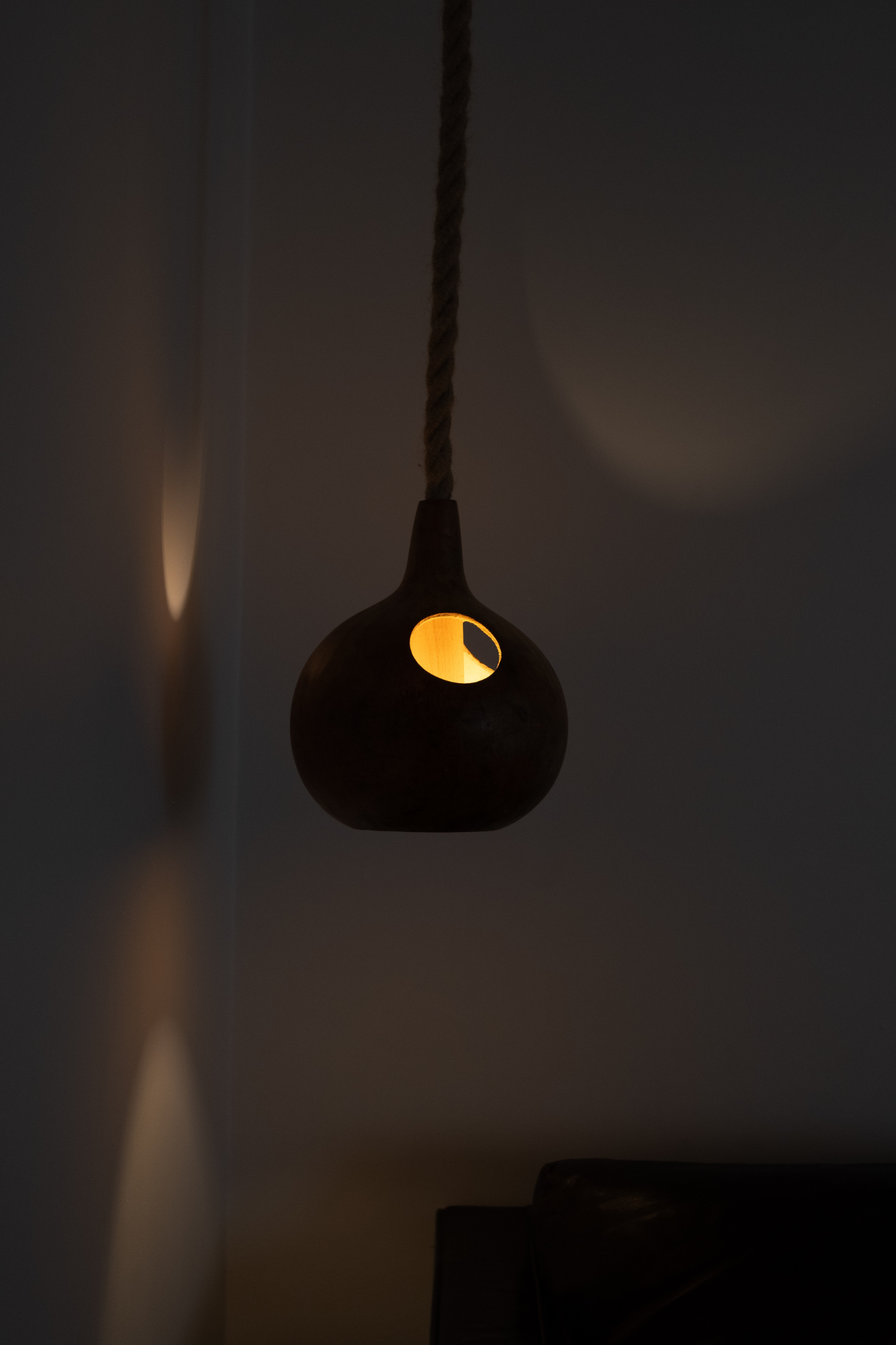 Uara Totuma Pendant Light