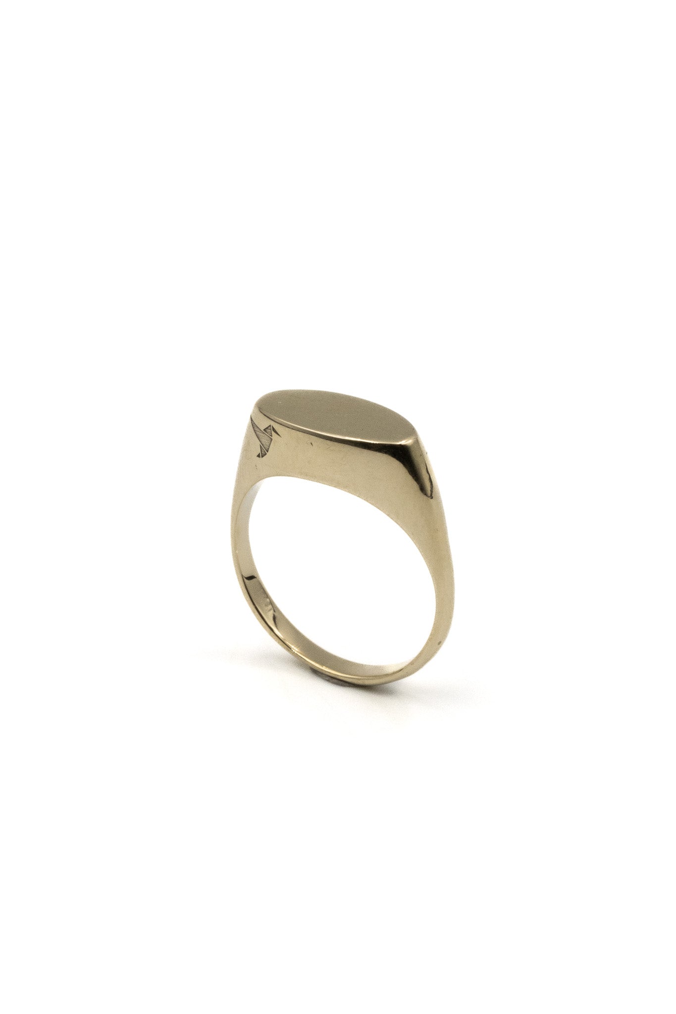 Hummingbird Ring in 9ct Yellow Gold