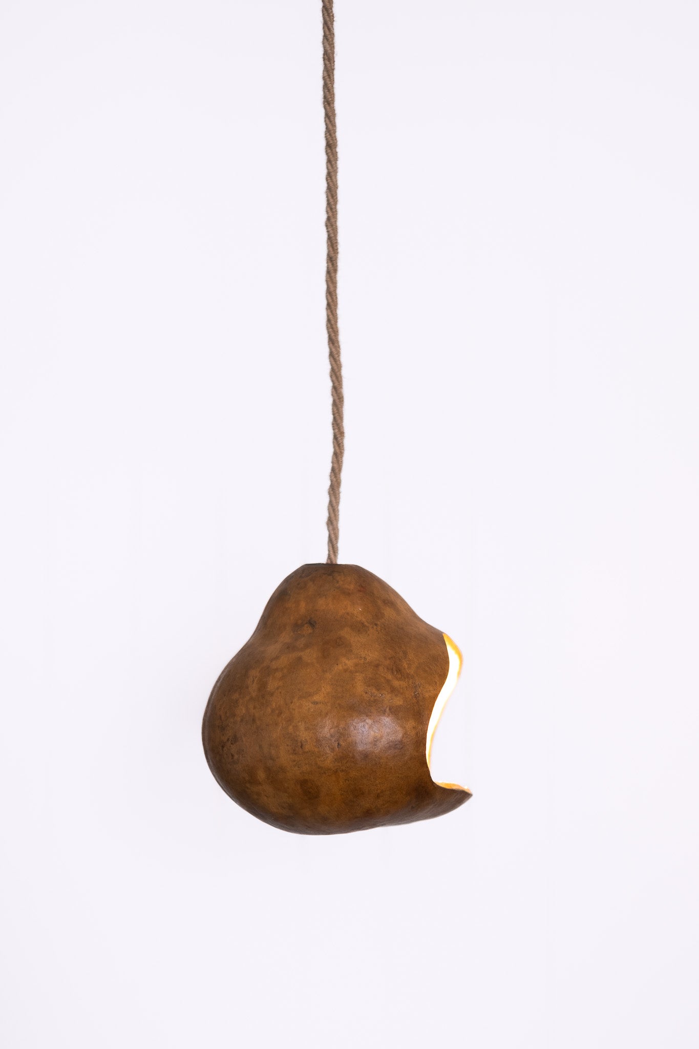 Inti Totuma Pendant Light