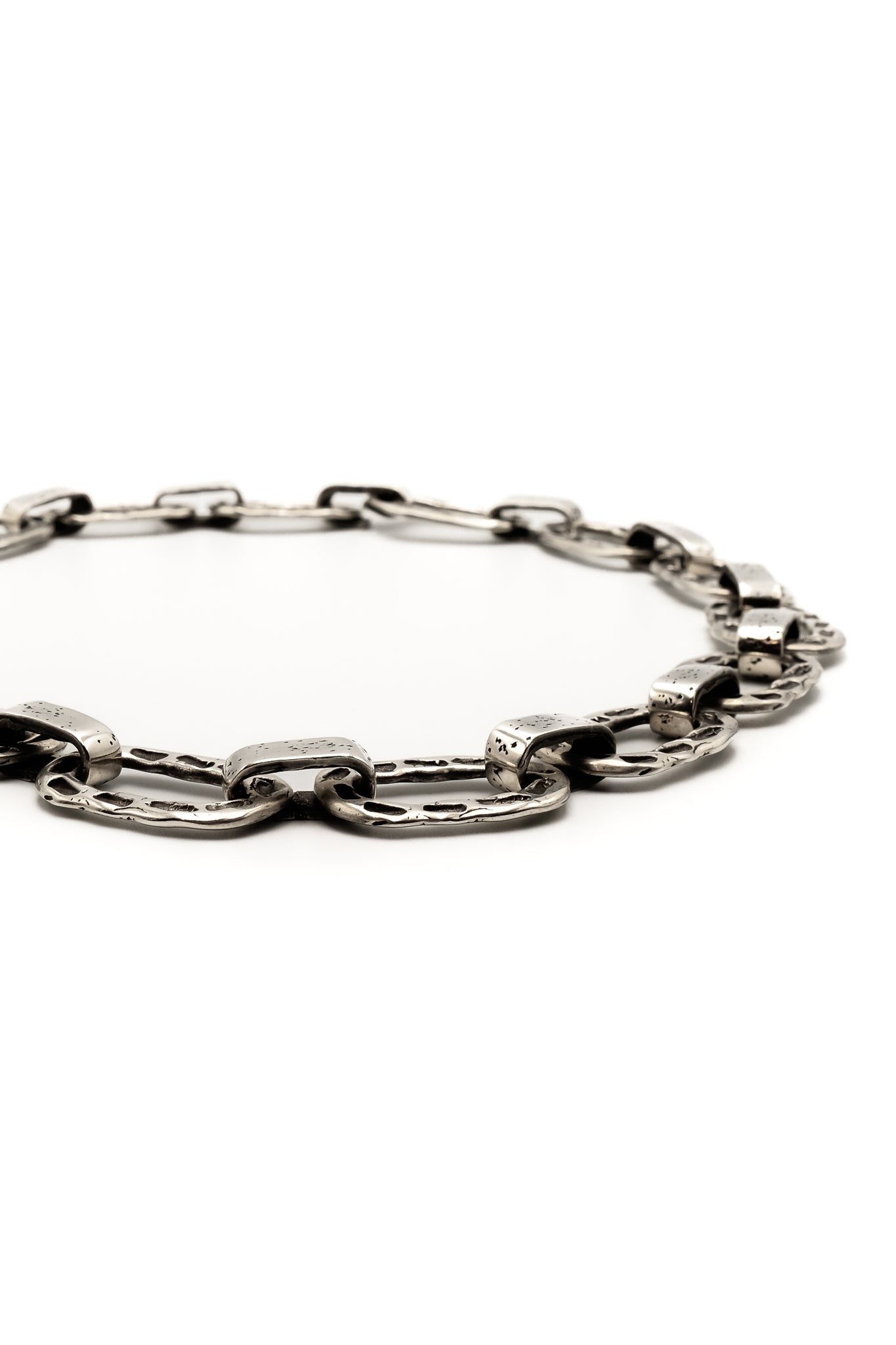 Night & Day Chain