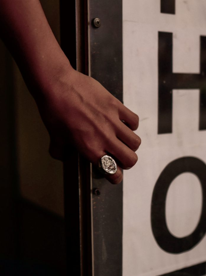 Medallion Ring