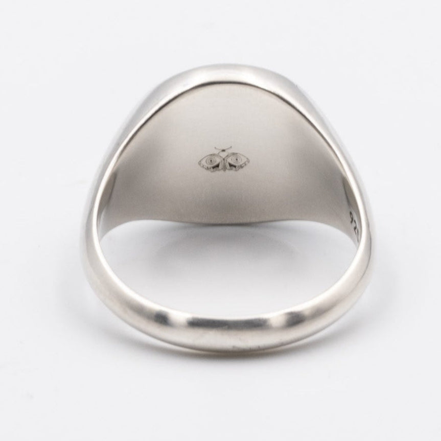 Silver jewellery with custom laser engraving