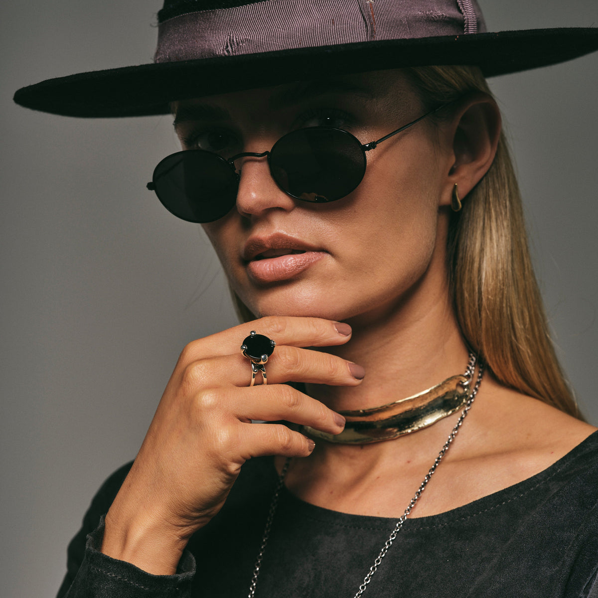 Alexandra Ring with Black Onyx Stone – sterling silver