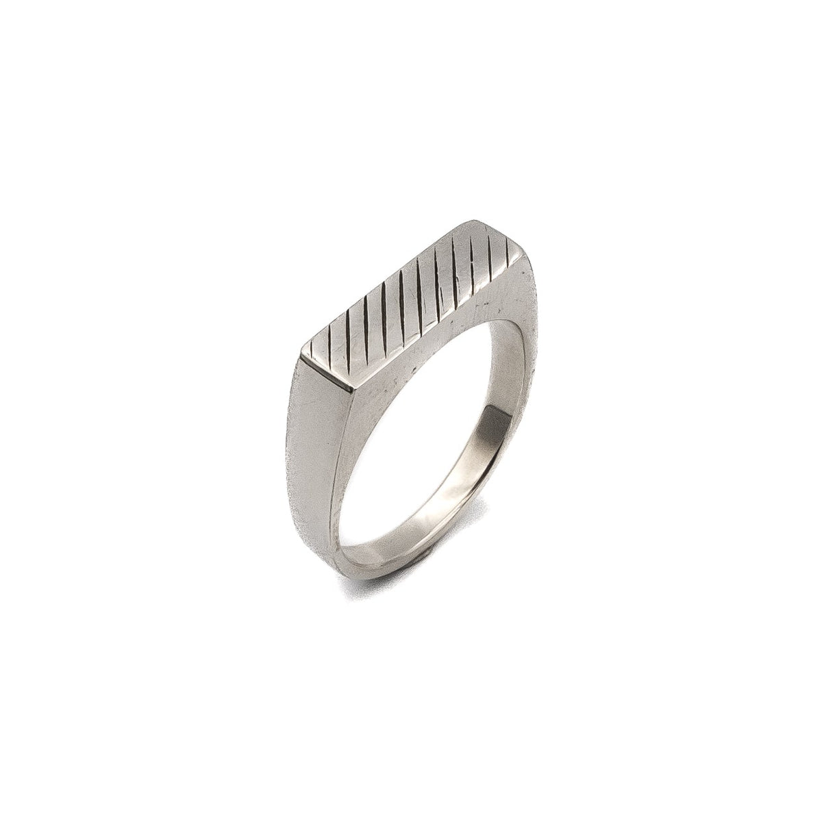 Scarred Ring – sterling silver