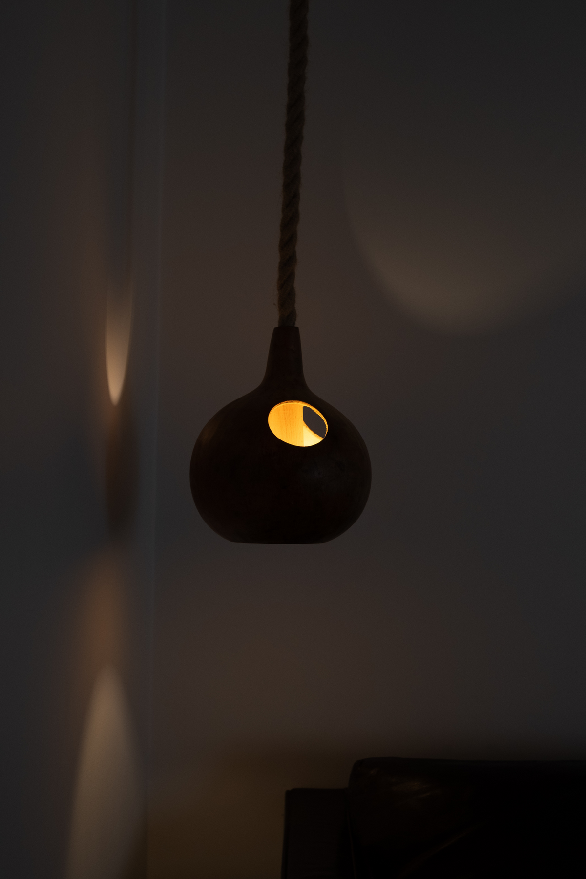 Uara Totuma Pendant Light