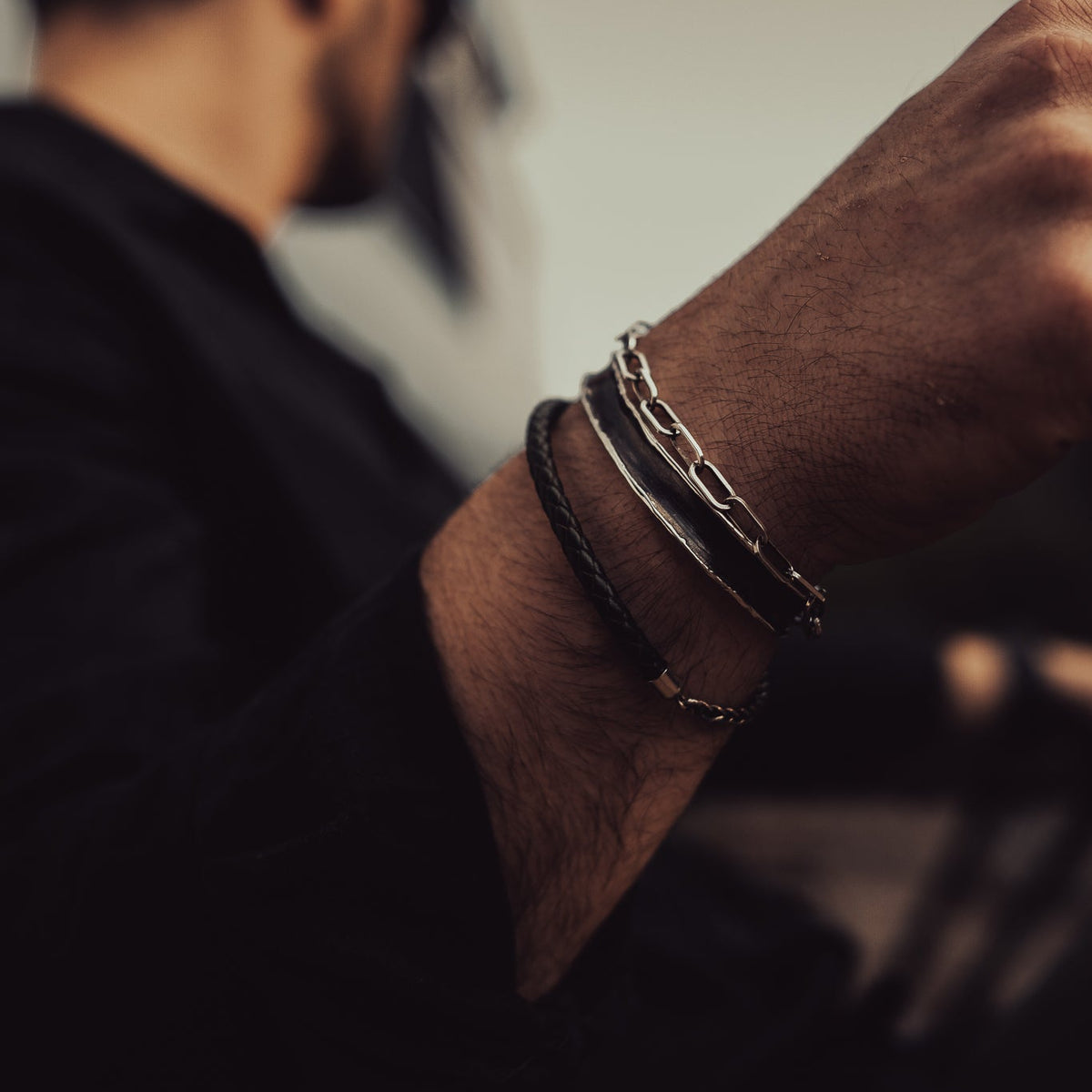 Wanderer Bracelet with Green Leather – sterling silver