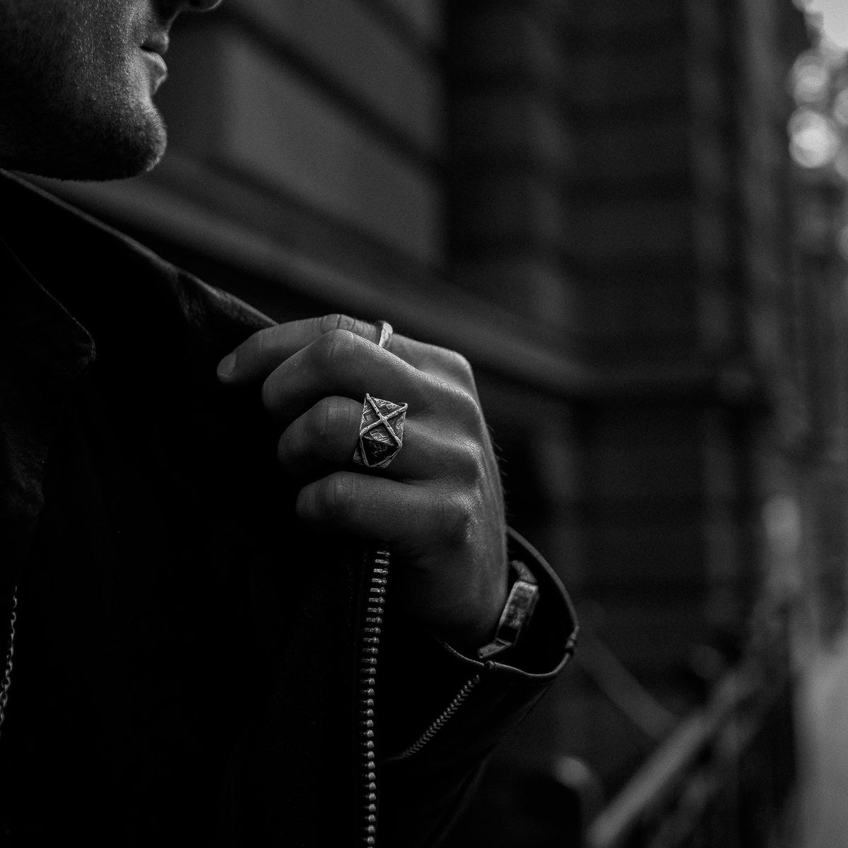 Ruins Relic Ring – sterling silver
