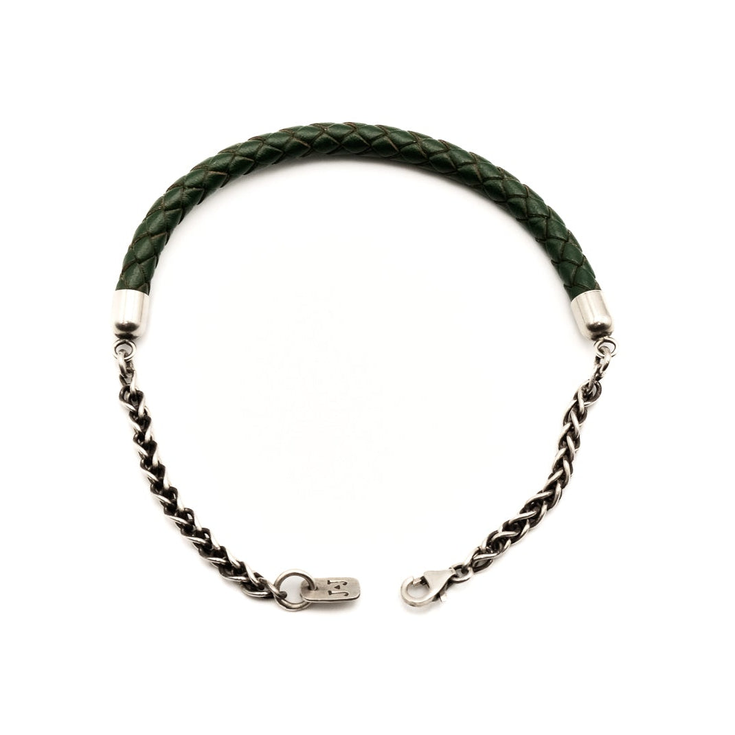 Wanderer Bracelet with Green Leather – sterling silver