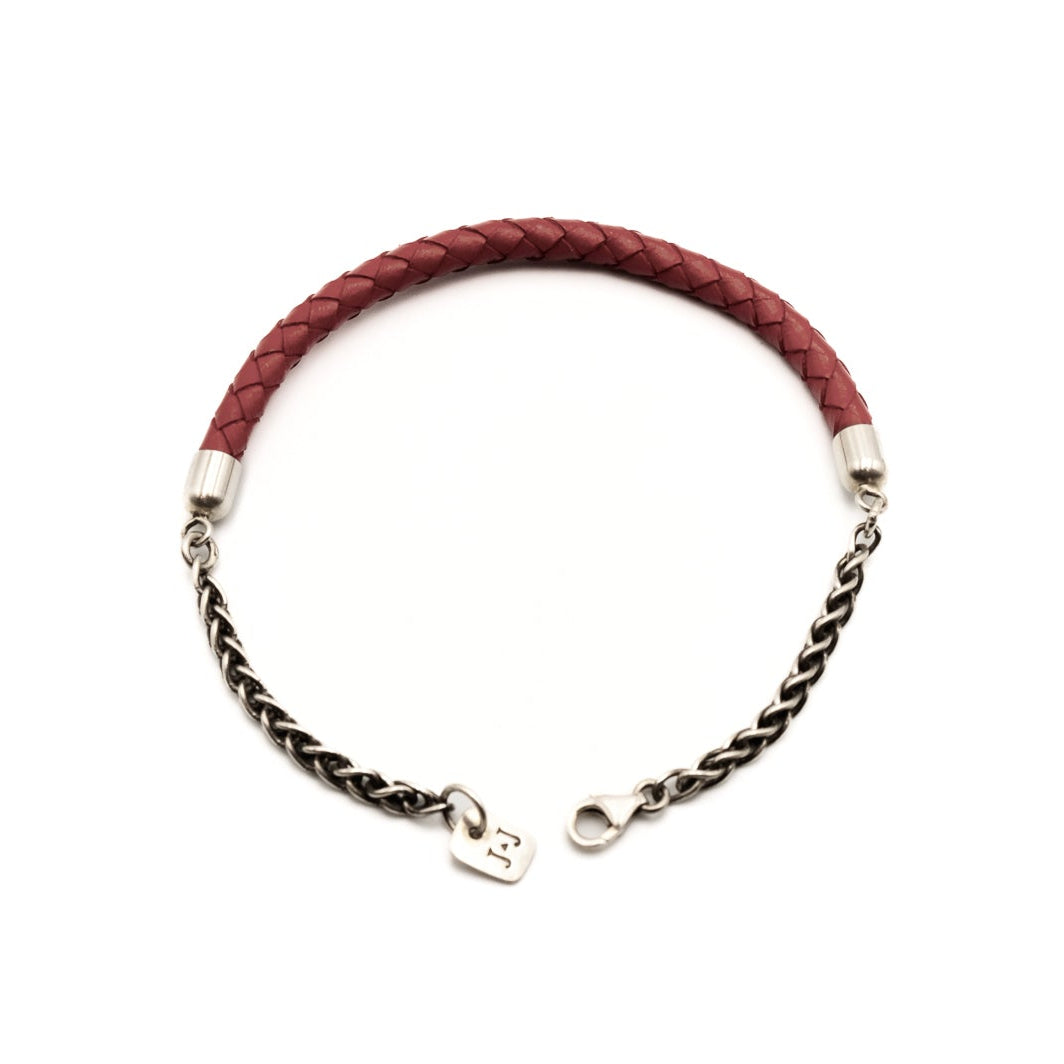 Wanderer Bracelet with Red Leather – sterling silver